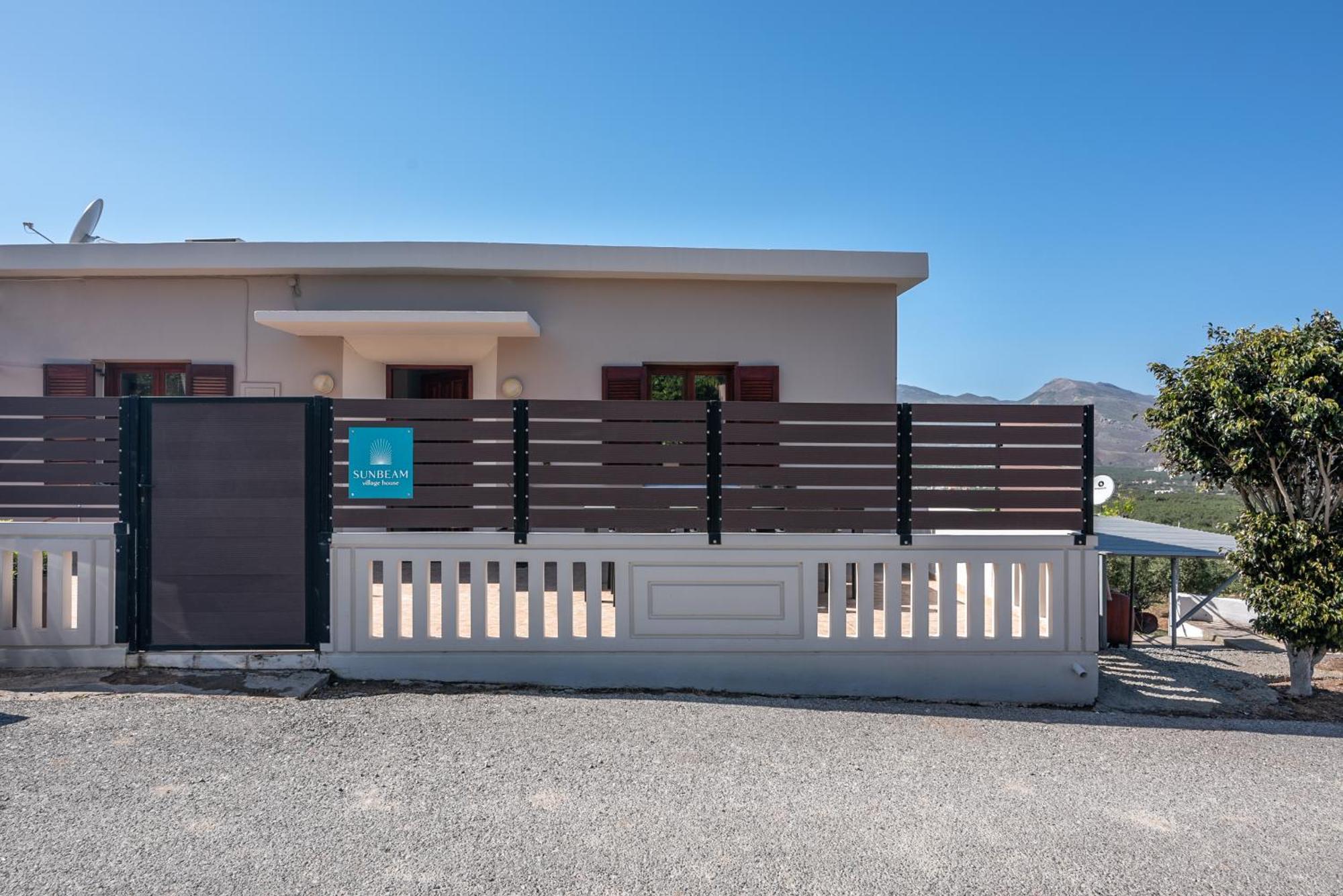 Sunbeam Village House- 5Min From Falassarna Bch Kíssamos Zewnętrze zdjęcie